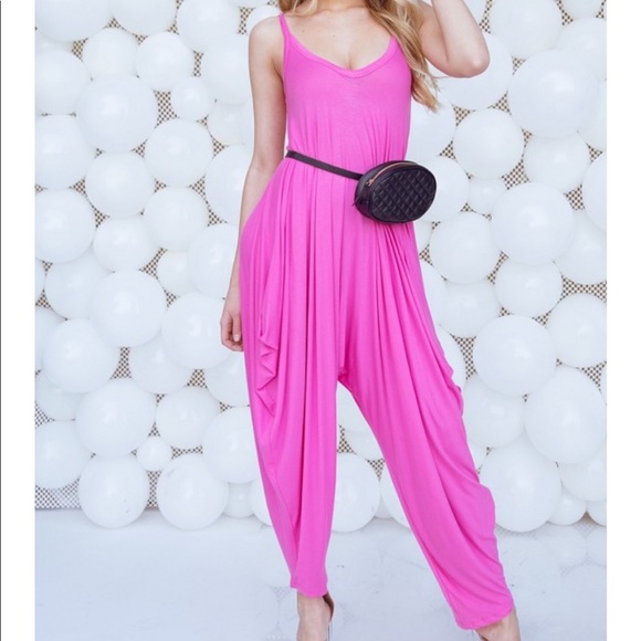 Arrived 😆💕Pretty in Pink Cami Romper 💕 - Picture 5 of 6